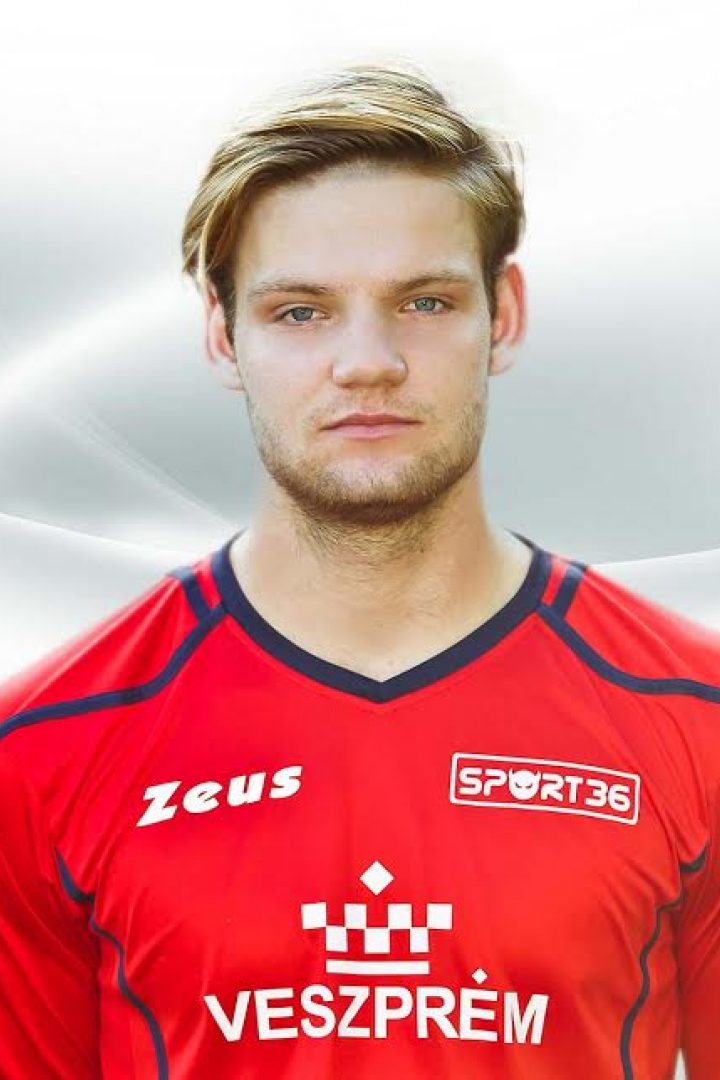 SÁROSSY DÁNIEL
