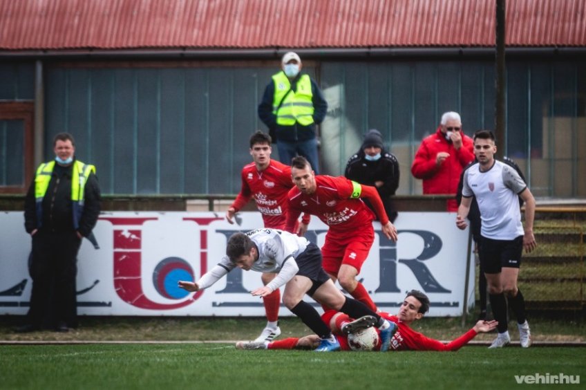Pont nélkül távozott Füredről a VLS