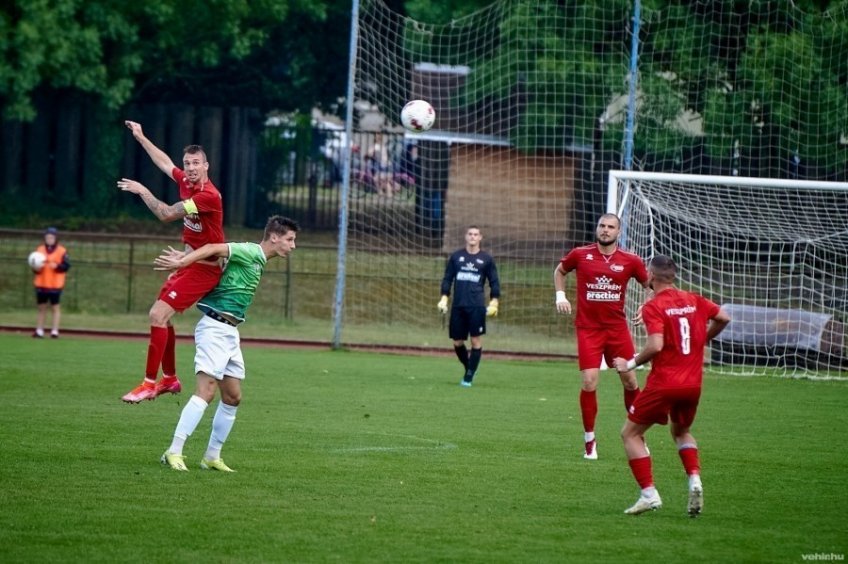 Galacs triplájával nyert a VLS